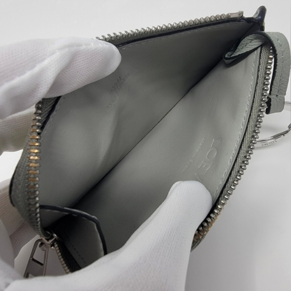 LOEWE Puzzle Multicolor Zipped Card Key Case Wallet - Picture 7 of 8